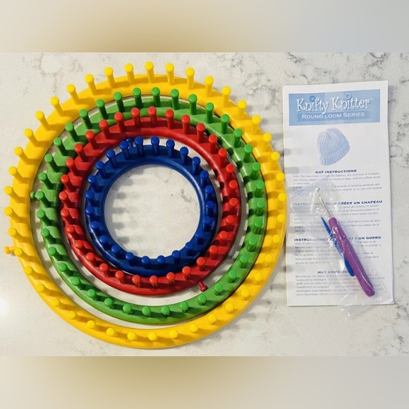 “KNIFTY KNITTER” Round Loom Series     From Provo Craft  NWT - Picture 3 of 5